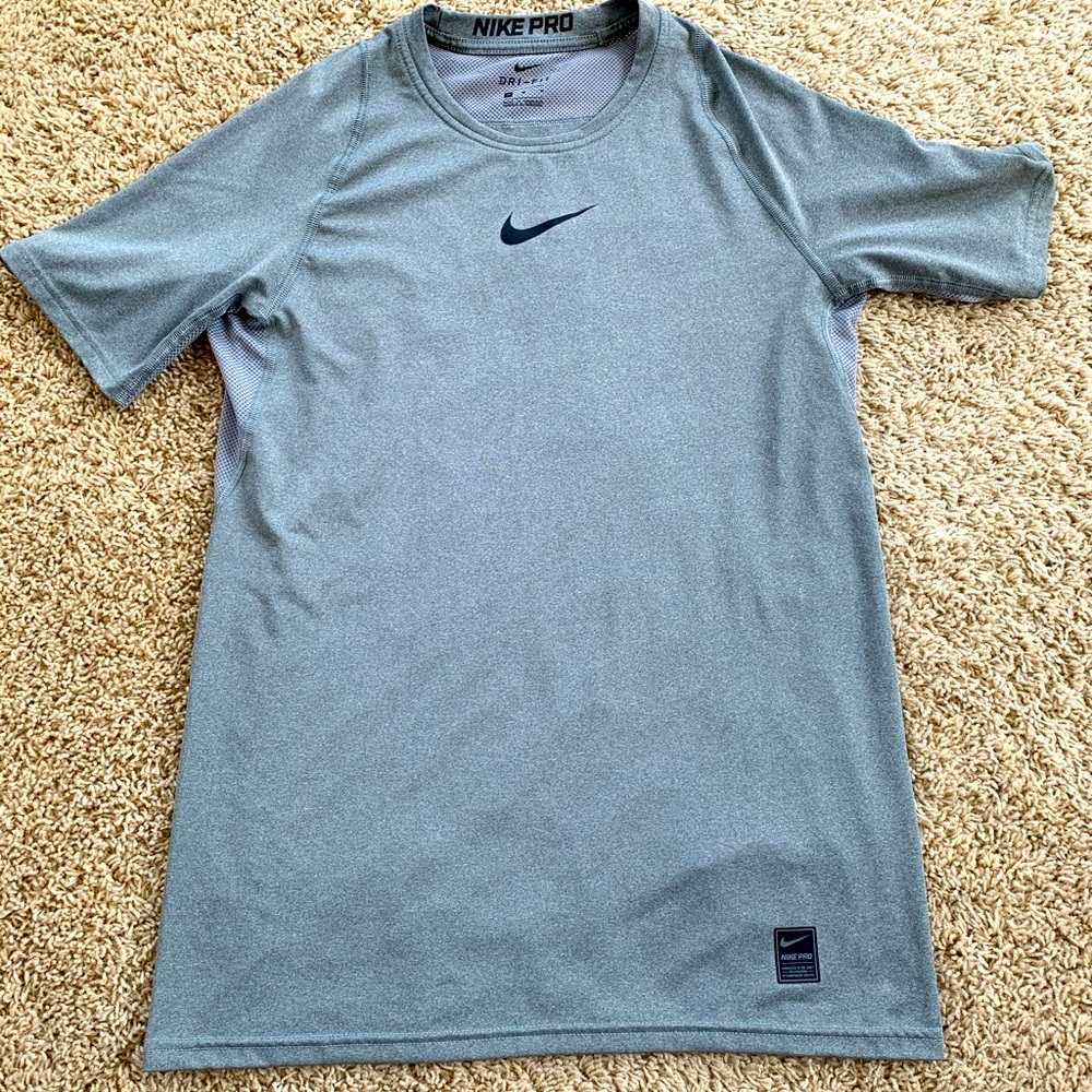 NIKE Grey Drifit T-Shirt